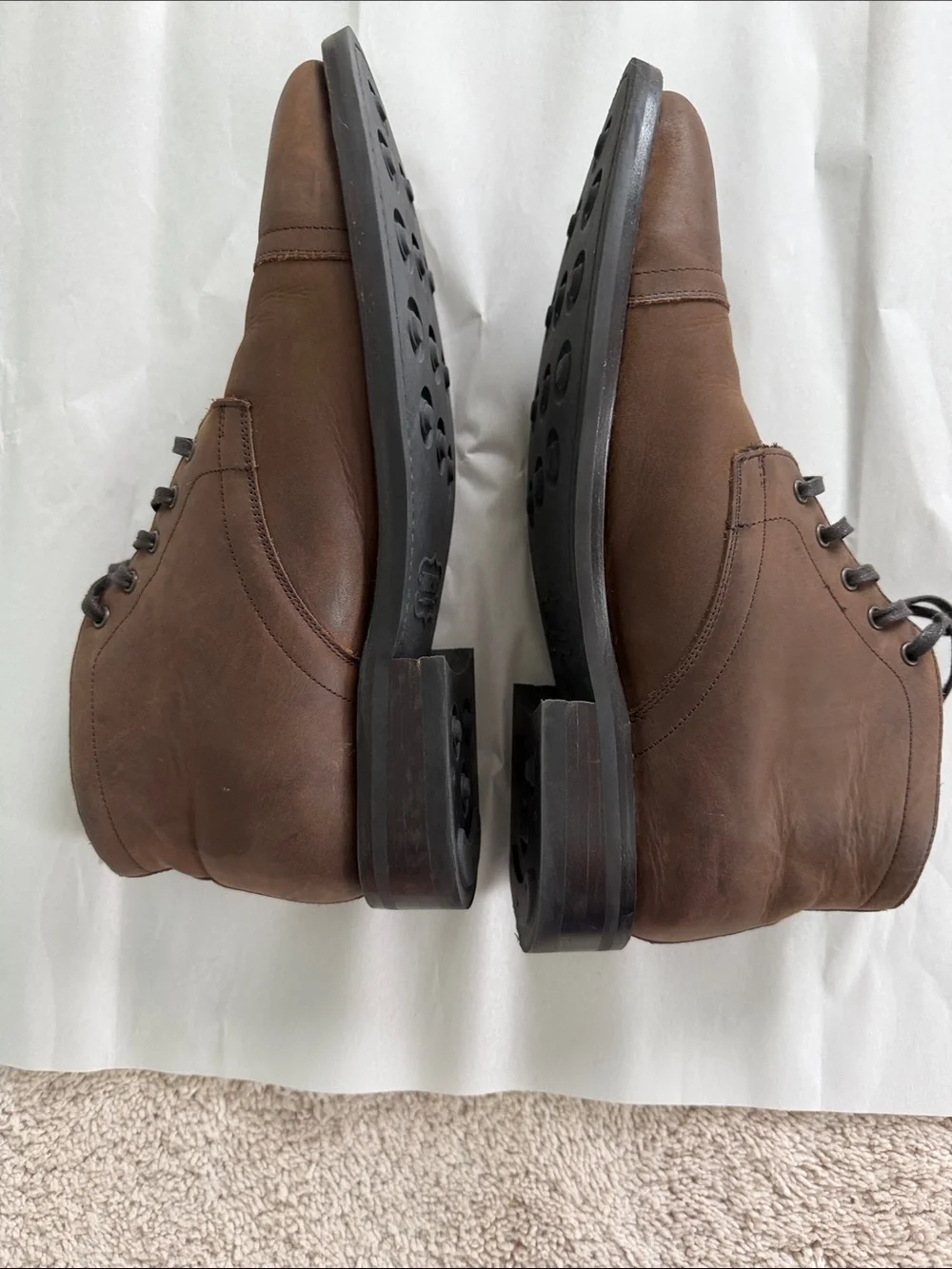 Men’s Leather Lace-Up Boots in Tobacco Rugged and Resilient leather-NWOT